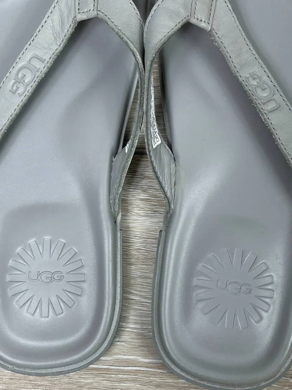 UGG Bennison II SEL 'Light Grey' 1132739 SIZE 9 MEN, SIZE 10 WOMEN